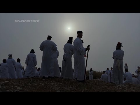 Samaritan community takes part in Passover pilgrimage on West Bank's Mount Gerizim