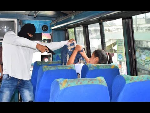 Delincuentes suben a buses del transporte público armados y asaltan a pasajeros