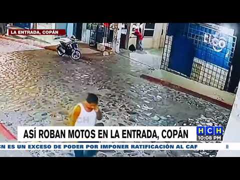 Cámaras captaron el robo de una motocicleta en La Entrada, Copán