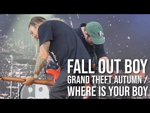 Fall Out Boy - Grand Theft Autumn / Where Is Your Boy. Xfinity Live FanFest (Philadelphia, PA)