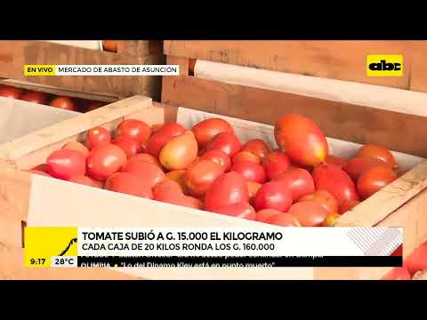 Mercado de Abasto: Comerciantes preocupados por la suba del tomate