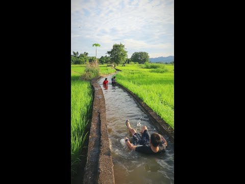 สวนน้ำบ้านทุ่งวิวหน้าบ้านน่า