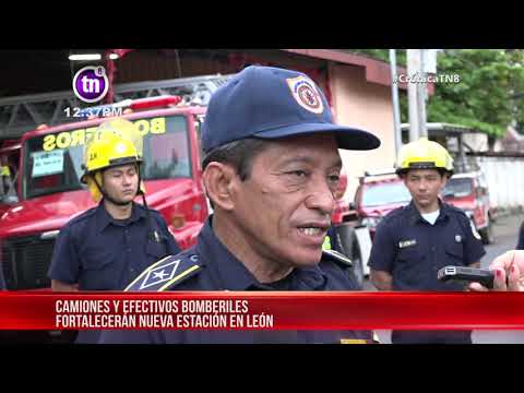 Camiones bomberiles y 11 efectivos son enviados a León - Nicaragua