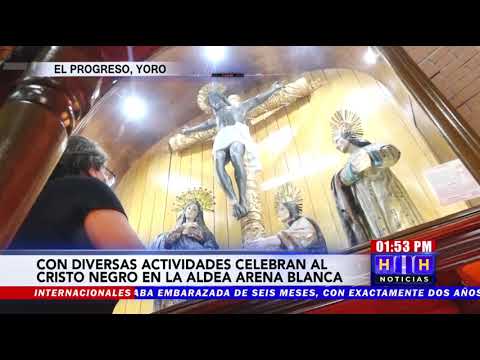 Fieles católicos veneran al “Cristo Negro” en Gualala, Santa Bárbara