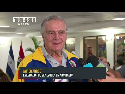 Estudiantes de la escuela de hotelería en Nicaragua conmemoran a Hugo Chávez
