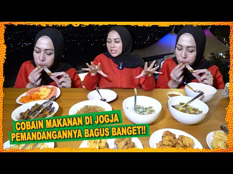 COBAIN MAKANAN DI JOGJA || PEMANDANGANNYA BAGUS BANGET!!