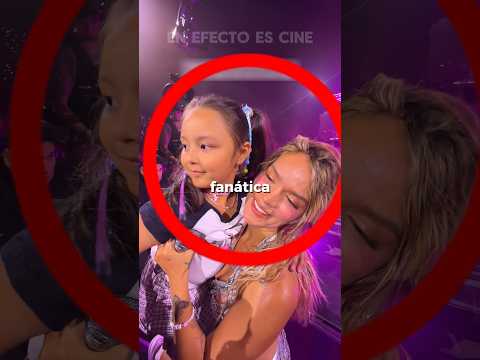 Karol G se Llevó la Mayor Sorpresa por lo que Una Pequeña Fanática Hizo en Pleno Concierto😳 #artista