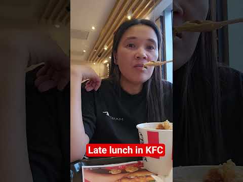 late lunch in Kfc #kfc #ofwhongkong #masidclothing #ongfamhk