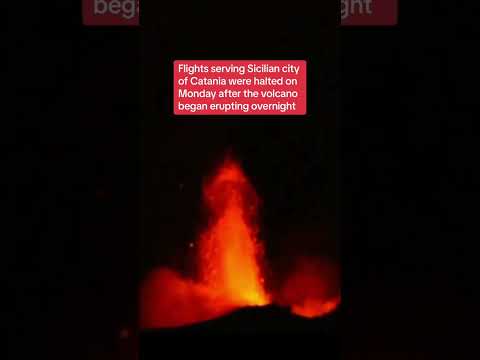 Mount Etna forces airport closure