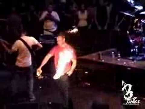 Dillinger Escape Plan - 43% Burnt (live at Furnace Fest 02)