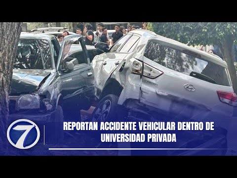 Reportan accidente vehicular dentro de universidad privada