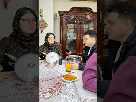 مرات ابنك ال بتيجى قبل الفطار ب ٥ دقايق :