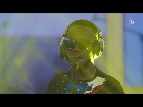 Image: Akwaboah - Live & Personal [Se Wo Do Me] (U)