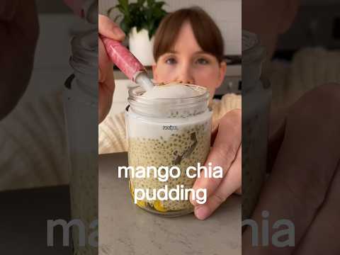 Day 14 of 100: Mango Chia Pudding 🥭: https://glow-diaries.com/mango-chia-pudding/