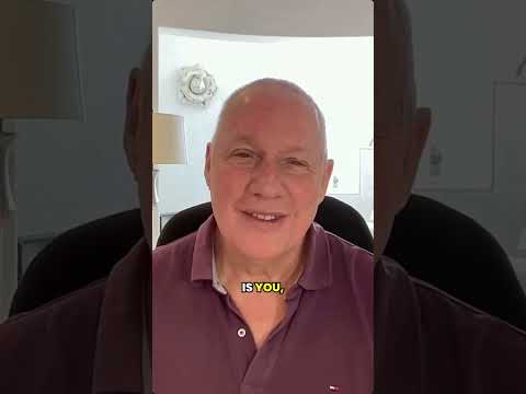 Feeling stuck? Repeat 'Light and joy and peace abide in me' to reset! How do you find calm? ✨