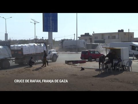 Camiones con suministros entran a Gaza por cruce de Rafah