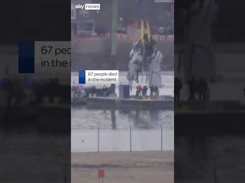 Plane wreckage retrieved from Washington DC river after collision