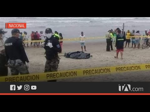 24 Horas Verifica: ¿Una persona murió por Covid-19 en una playa de Ecuador