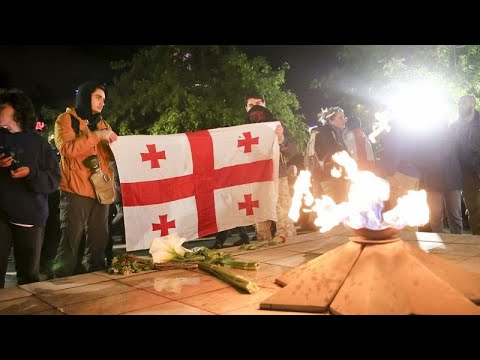 Γεωργία: Αμερικανικές πιέσεις, οργή και μεγάλες διαδηλώσεις