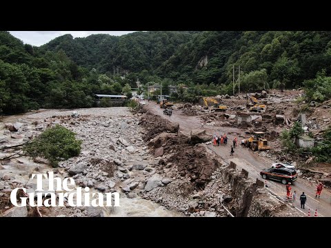 Heavy rains trigger deadly mudslide in north-west China