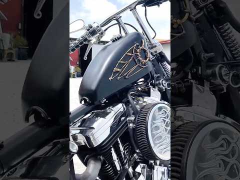 Harley Davidson - Chopper - 1200cc - Gold Wing gas tank - Ride On