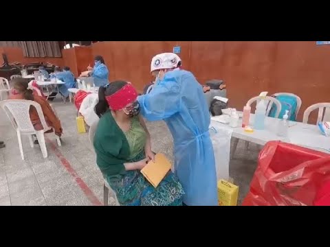 Avanza el plan de vacunación en Totonicapán