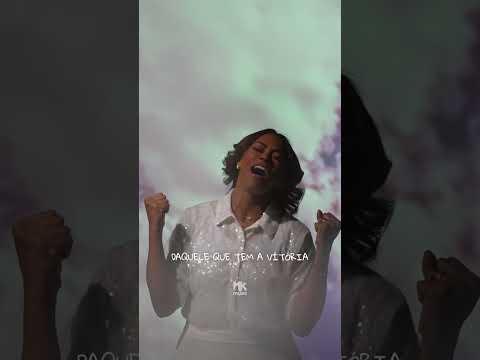 O Rei está voltando, e todo olho verá! Assista ao novo clipe da c Elaine Martins 