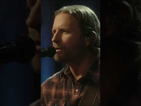 Nothing is complete without a little Keith Whitley… including my live sessions! They’re out tonight!