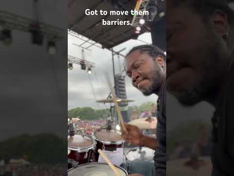 Tonidrumz 🥁 with Kumar and the Original Fyah live @austinreggaefest 2023 Barriers by Raging Fyah