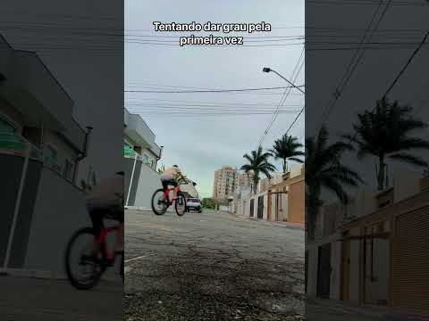 tentando degrau na minha bicicleta #comedia #shorts