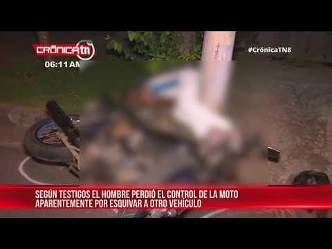 Nicaragua: Motociclista muere al impactar contra un poste por esquivar un vehículo