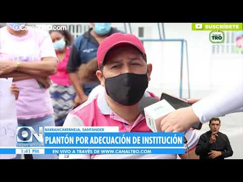 Con plantón buscan soluciones para adecuar la escuela Eduardo Santos de Barrancabermeja