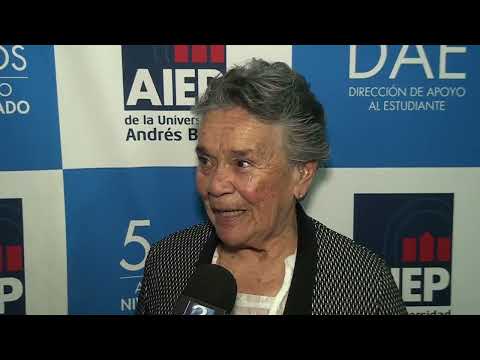 08 OCT 2024 Adulta mayor de 83 años, se titula de Técnico en Trabajo Social en AIEP San Antonio