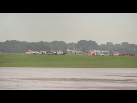 Lightning strikes runway at Houston's Hobby Airport