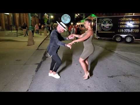 Ataca y La Alemana Bachata: Tengo Una Nececidad - Grupo Extra