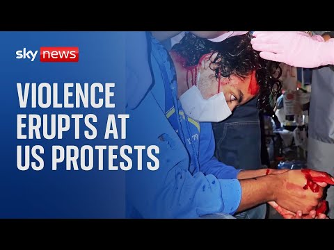 Violence erupts between pro-Palestinian and pro-Israel protesters in US