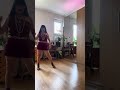 White Rose Linedance Demo auf Deutsch bei Tukta, Schritt auf Schritt Linedancestompers
