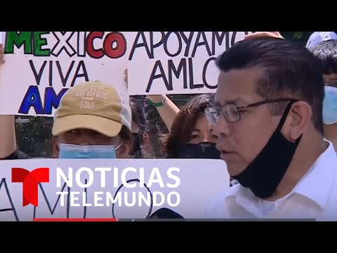 La mayoría de manifestantes frente a la Casa Blanca apoyan la visita de AMLO | Noticias Telemundo