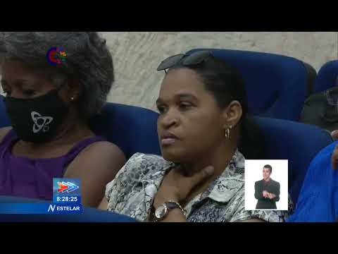 Sesiona en Cuba panel sobre Conflictos Contemporáneos