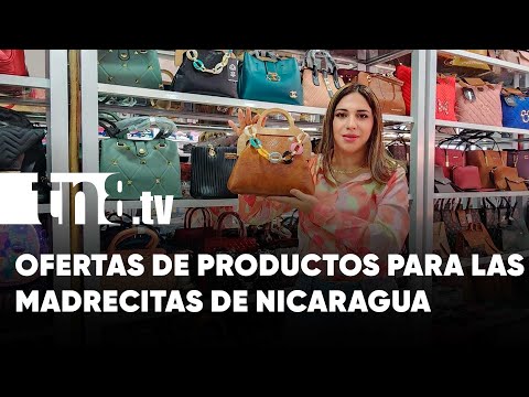Comerciantes con ofertas de productos para las Madrecitas de Nicaragua