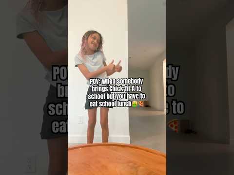 Seriously, about to crash out. Do you like school lunch?🍕