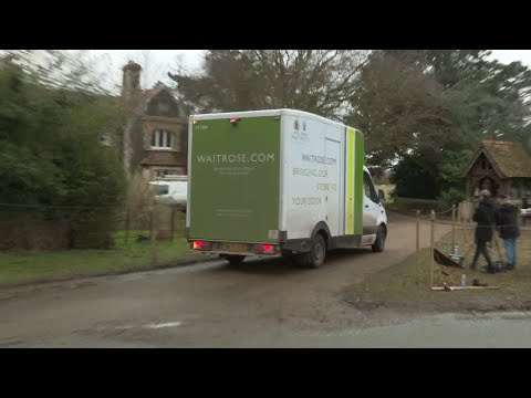 Images show Waitrose van arriving at Sandringham Estate residence of ex-prince Andrew | AFP