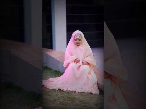 Mashallah beautiful baby girl 🤩Kaba sharif #mashaallah #kabasharif #shortvideo #viralshorts ❤️❤️