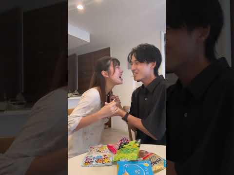 同棲6年目夫婦で「目合わせたら負けゲーム」したら面白過ぎた…www