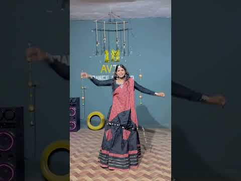 Jhoome re gori | Galiyo me bhaagti | special garba dance #shorts #dance #garba
