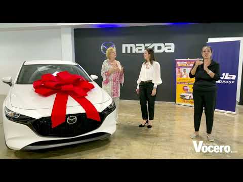 Entrega del Mazda3 Hachback al ganador del sorteo #SobranlasRazones