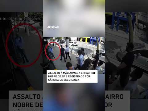 Assalto à mão armada em bairro nobre de SP é registrado por câmera de segurança #shorts