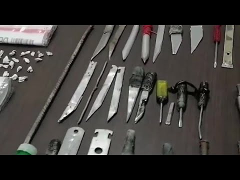 Operativo sorpresa en cárcel deja más de 25 armas punzocortantes decomisadas