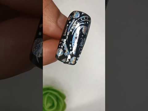 Quick & Easy sticker nails part 4 😍 #naildesign #nailart #stickernailart #nailgoals #shorts #trends