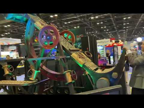 Franz Harary’s The Hammer performed live at IAAPA 2019